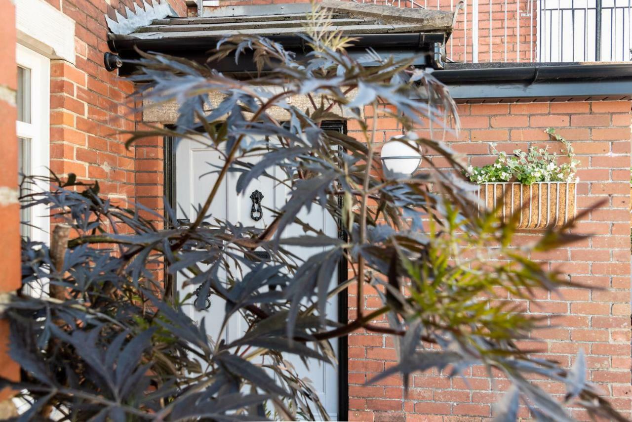 Bed and Breakfast The Dartmouth Boutique B &B Exterior foto